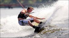 Занятие вейкбордингом. wakeboarding.jpg