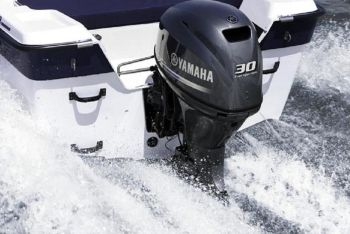 Y-COP (Yamaha Customer Outboard Protection) – эффективный и легкий в использовании иммобилизатор с дистанционным управлением, позволяющий блокировать и разблокировать двигатель лишь нажатием одной кнопки