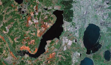 Шершневское водохранилище с акваторией в 39 кв.км расположено в прекрасном сосновом бору в черте г. Челябинска. Это место катания всех южноуральских кайтеров и виндсерферов с длиной 18 км и шириной в максимальной части 4 км Шершневское водохранилище с акваторией в 39 кв.км расположено в прекрасном сосновом бору в черте г. Челябинска. Это место катания всех южноуральских кайтеров и виндсерферов с длиной 18 км и шириной в максимальной части 4 км